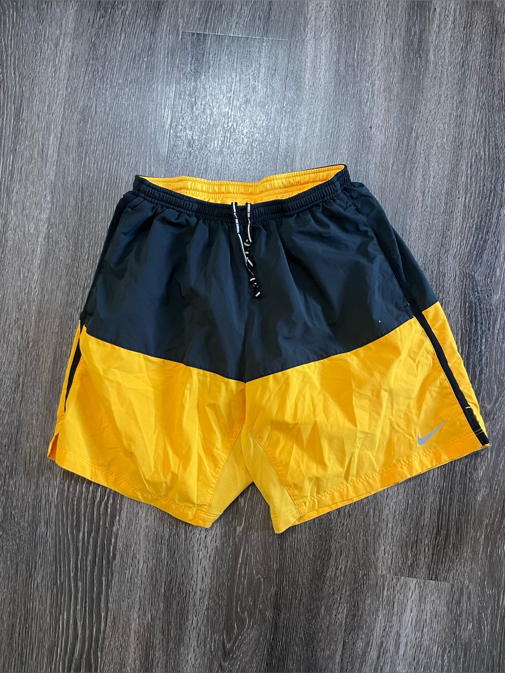 Nike Split Volley Running Shorts